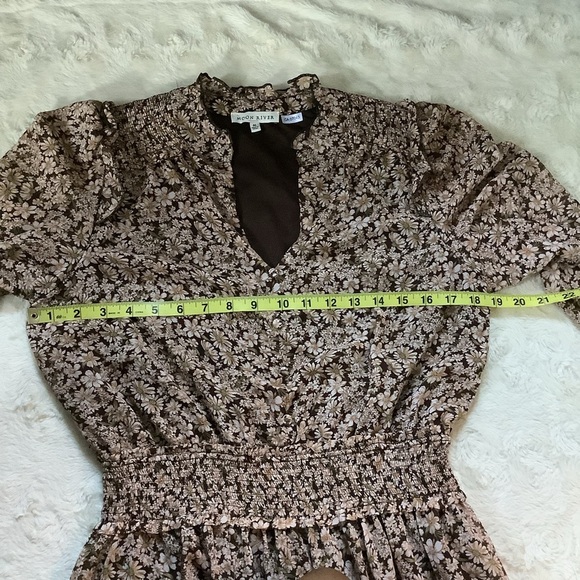 Moon River Shirred Waist Tiered Dress Dress Size Medium - Picture 6 of 14